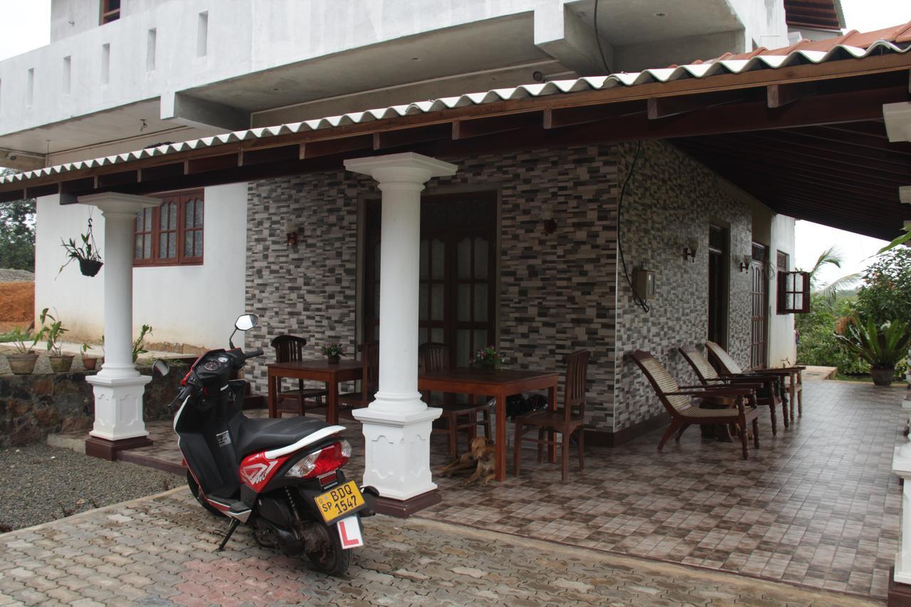 Deutsche Villa Hikkaduwa Exterior foto