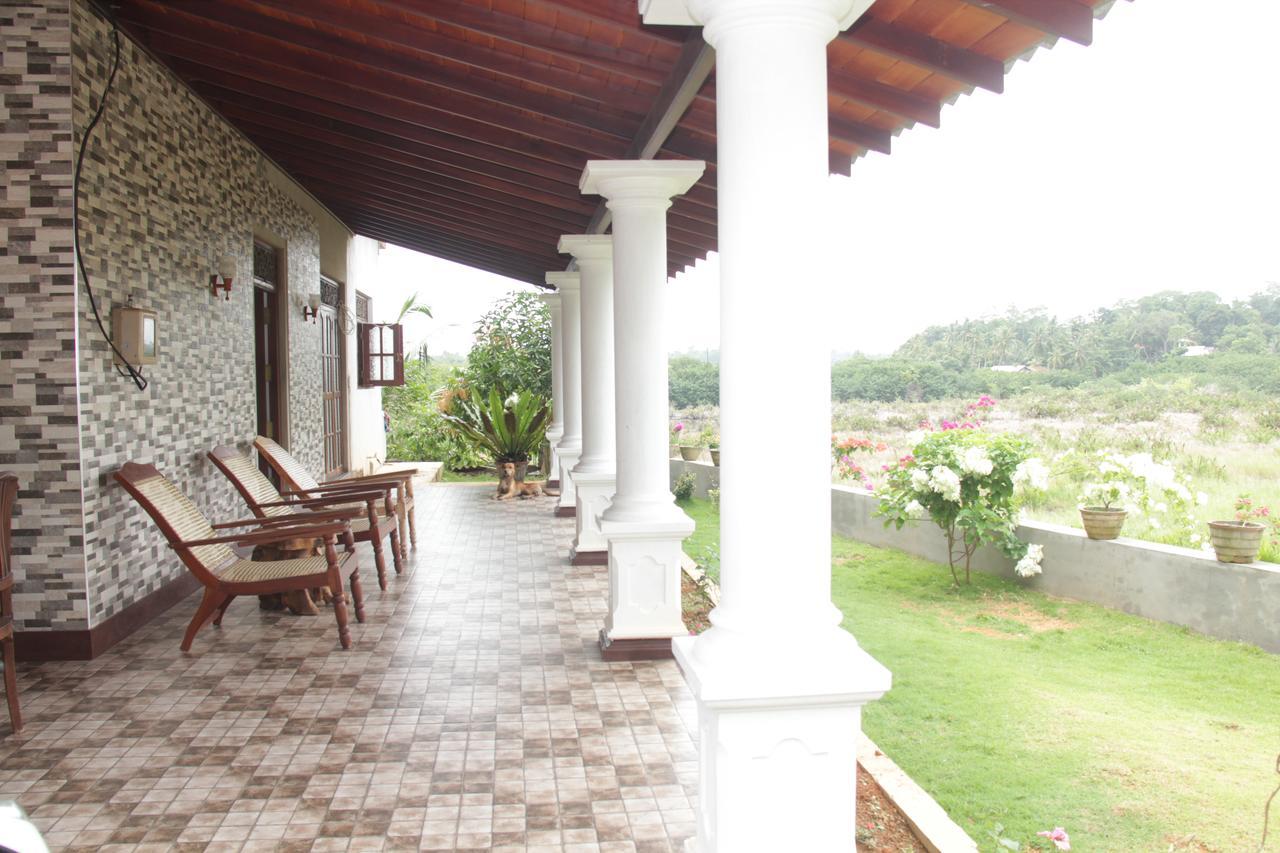 Deutsche Villa Hikkaduwa Exterior foto